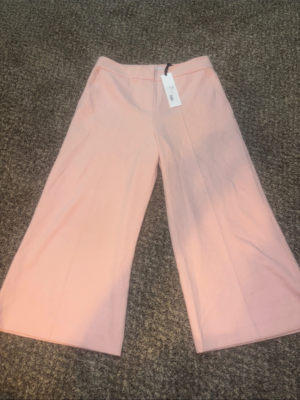 Wide-Leg Gaucho Crop Pants in Light Pink